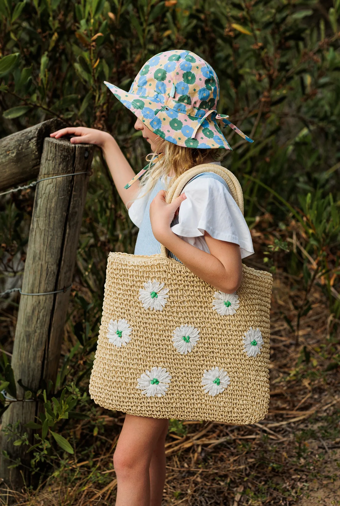 Daisy Straw Tote