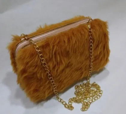 Furry Clutch