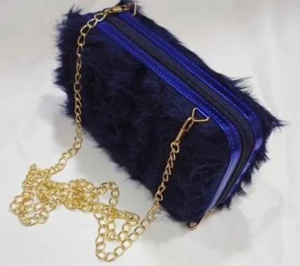 Furry Clutch