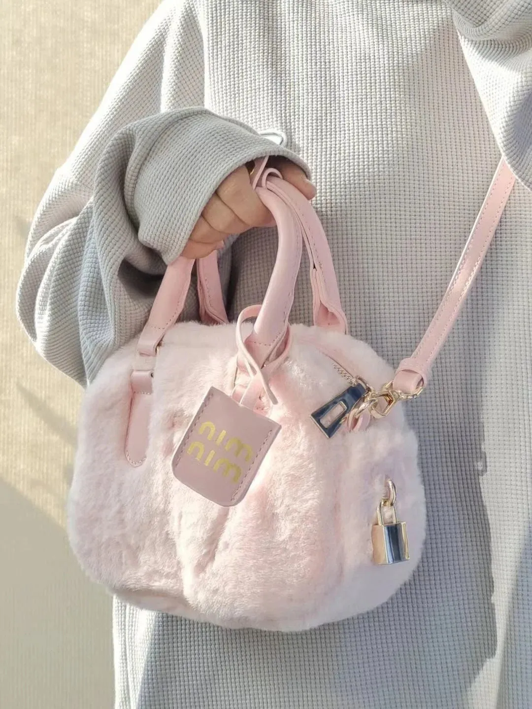 Pink Plush Fashion Handbag