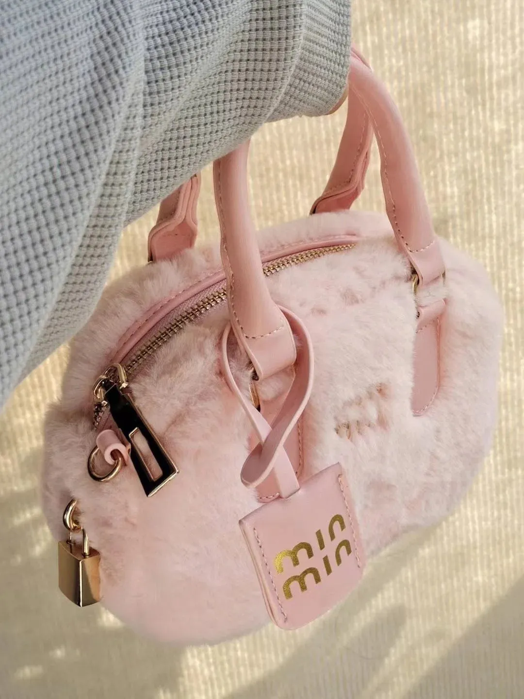 Pink Plush Fashion Handbag