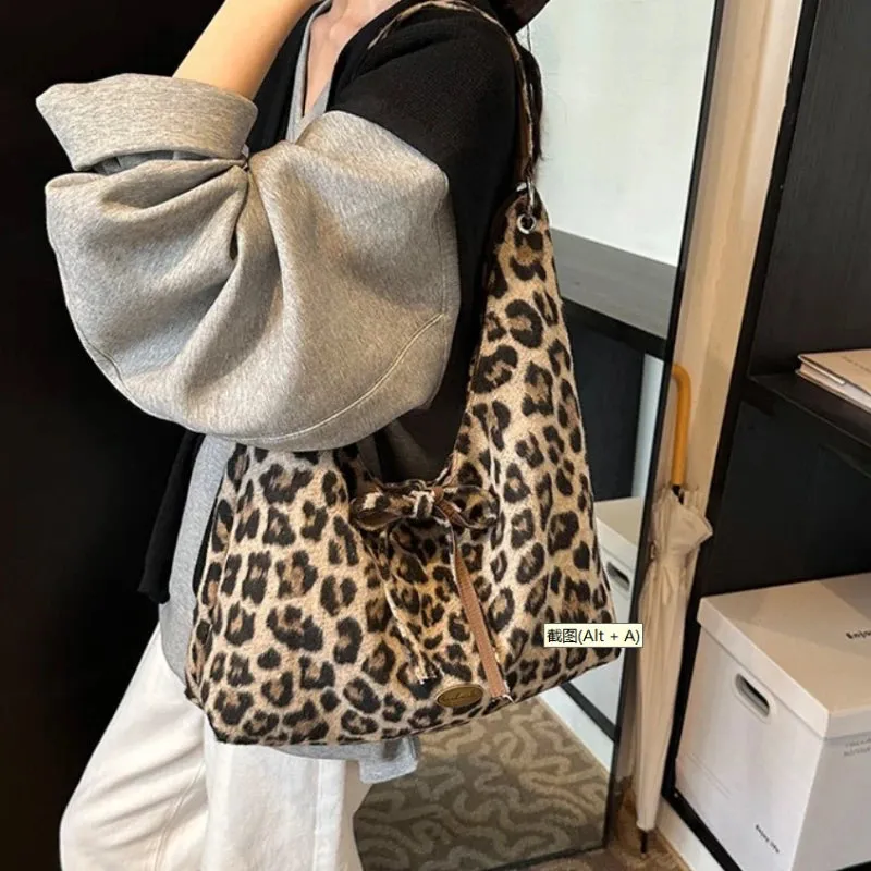 Sohiwoo Personalized Versatile Leopard Pattern Single Women's Shoulder Bag 2024 Winter New Simple Lazy Bag Large Capacity Commuter Bag